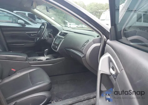 2018 Nissan Altima 2.5 Sr из США, поврежденный, VIN 1N4AL3AP0JC281750